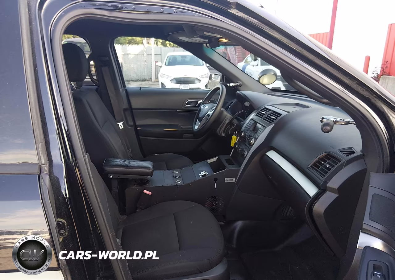 2015 Ford Utility Police Interceptor VIN:1FM5K8AR7FGC29847 - 5