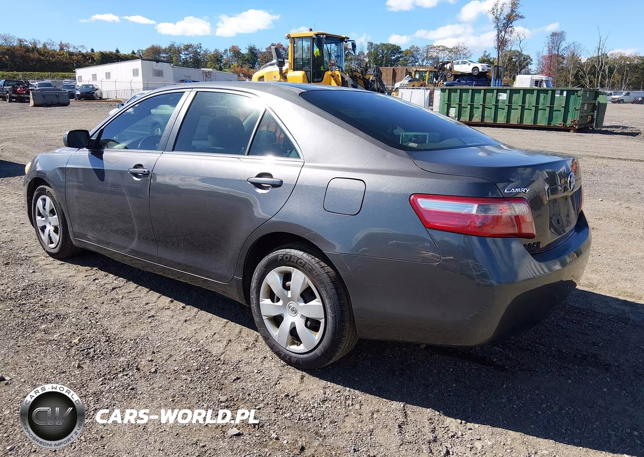 2007 Toyota Camry Le VIN:4T1BE46K77U105207 - 3