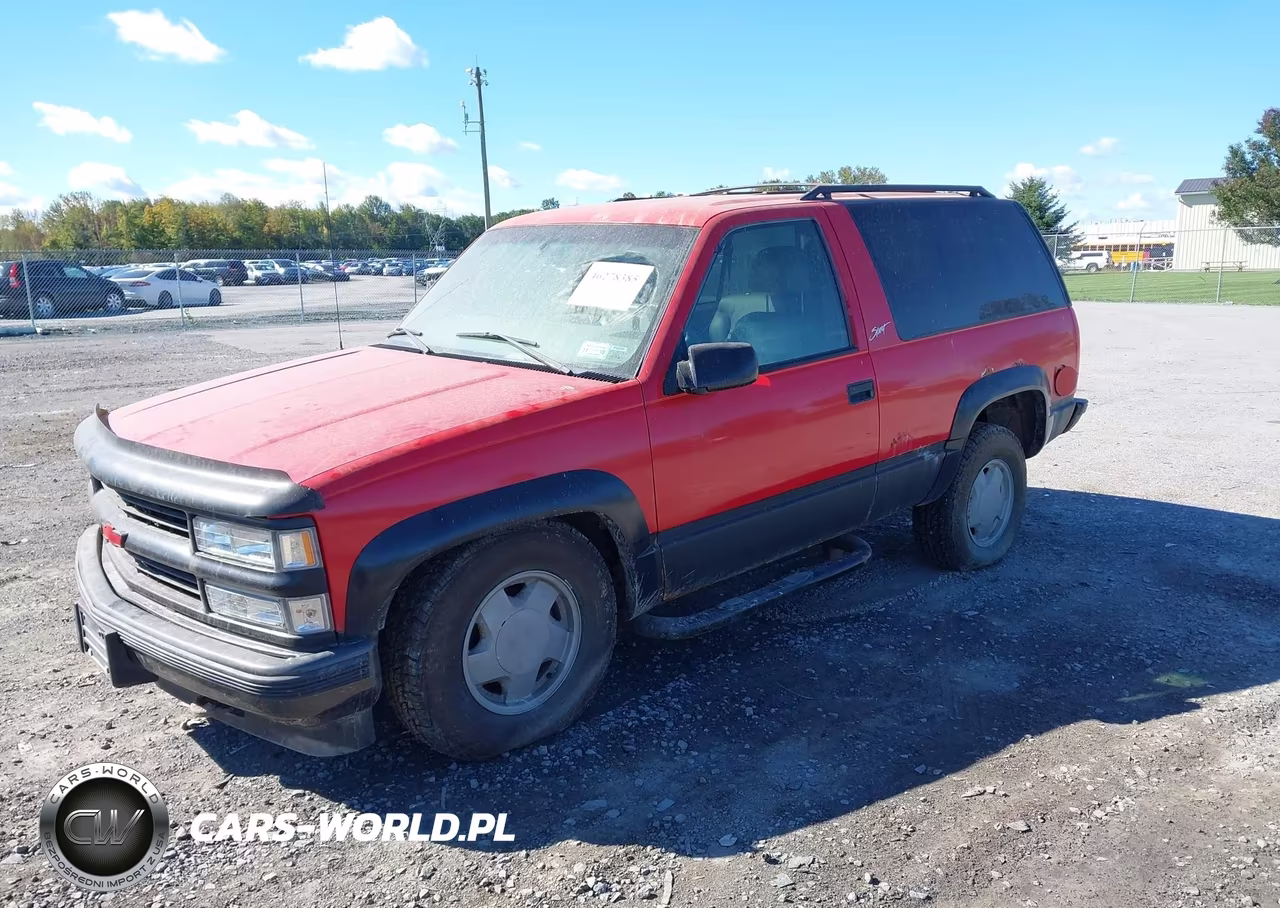 1999 Chevrolet Tahoe VIN:3GNEK18R9XG165972 - 2