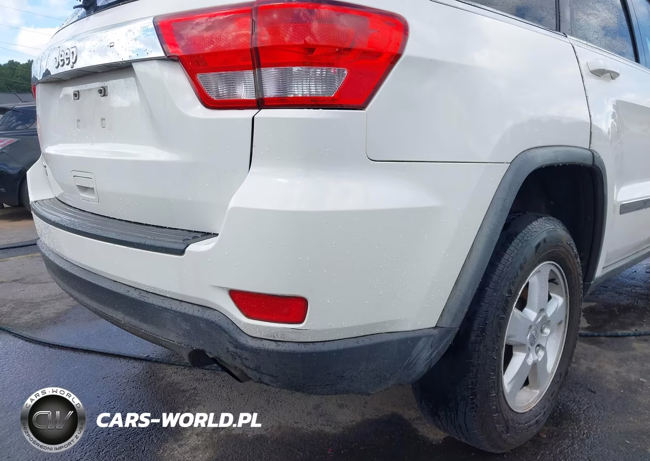 2012 Jeep Grand Cherokee Laredo VIN:1C4RJEAG8CC201743 - 12