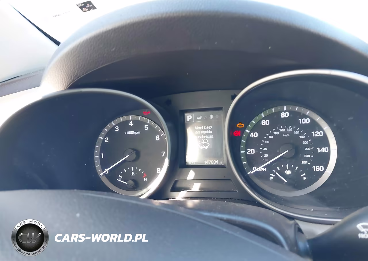 2017 Hyundai Santa Fe Sport 2.4L VIN:5NMZUDLB4HH003818 - 7