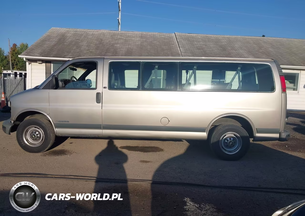 2002 Chevrolet Express VIN:1GAHG39R921181073 - 14