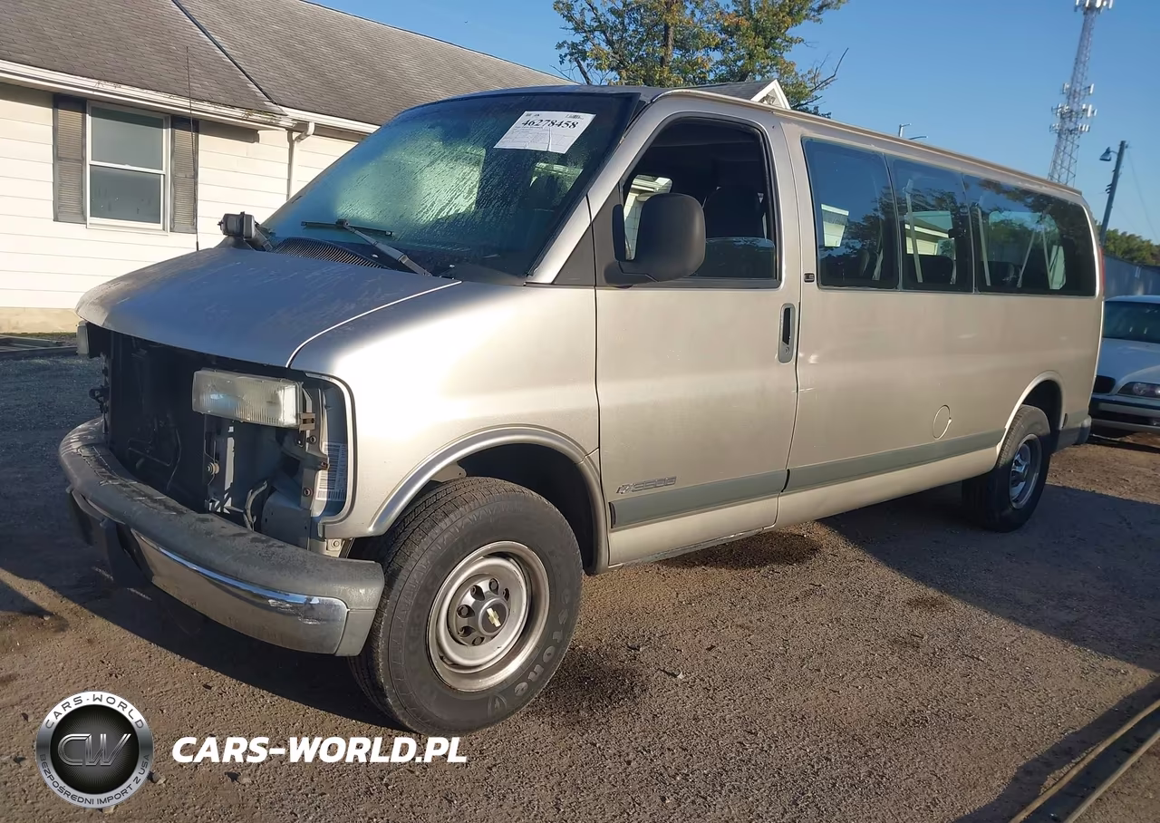2002 Chevrolet Express VIN:1GAHG39R921181073 - 2
