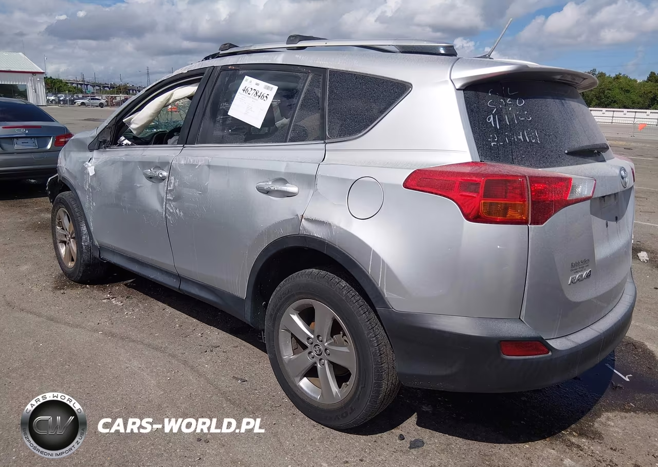 2015 Toyota Rav4 Xle VIN:JTMWFREV6FD069827 - 3