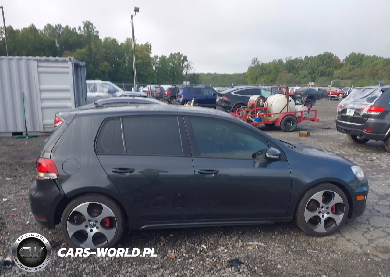 2010 Volkswagen Gti 4-Door VIN:WVWHV7AJ2AW247104 - 13