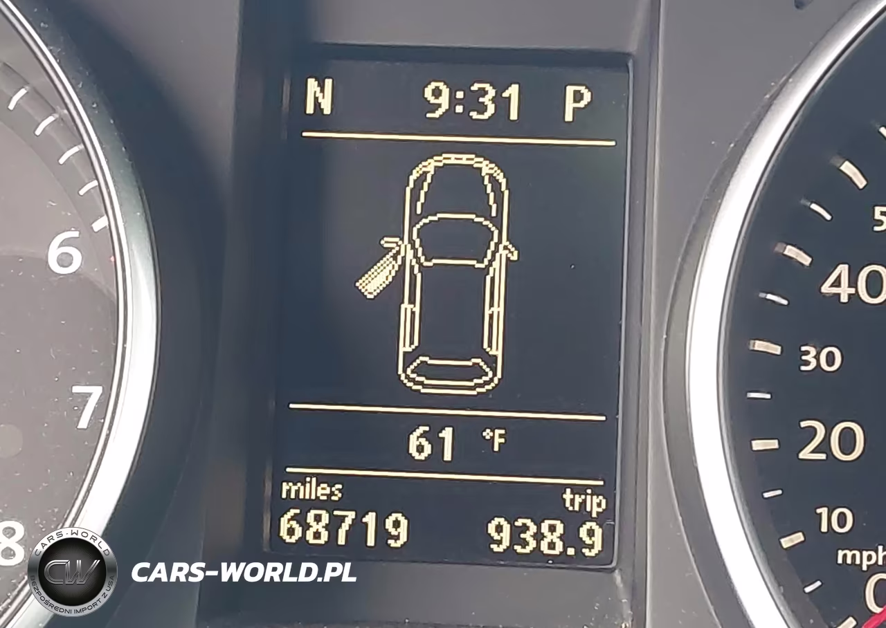 2010 Volkswagen Gti 4-Door VIN:WVWHV7AJ2AW247104 - 15