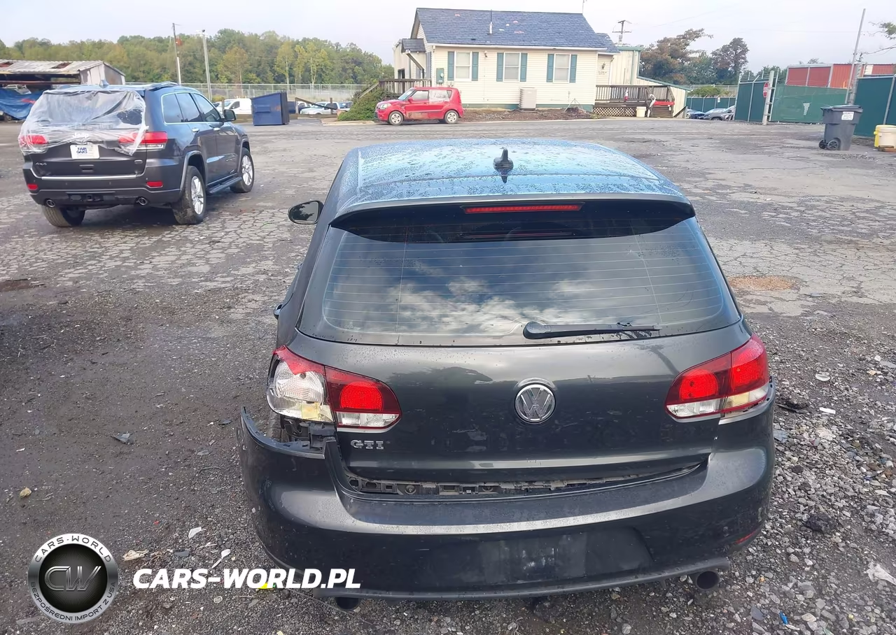 2010 Volkswagen Gti 4-Door VIN:WVWHV7AJ2AW247104 - 16