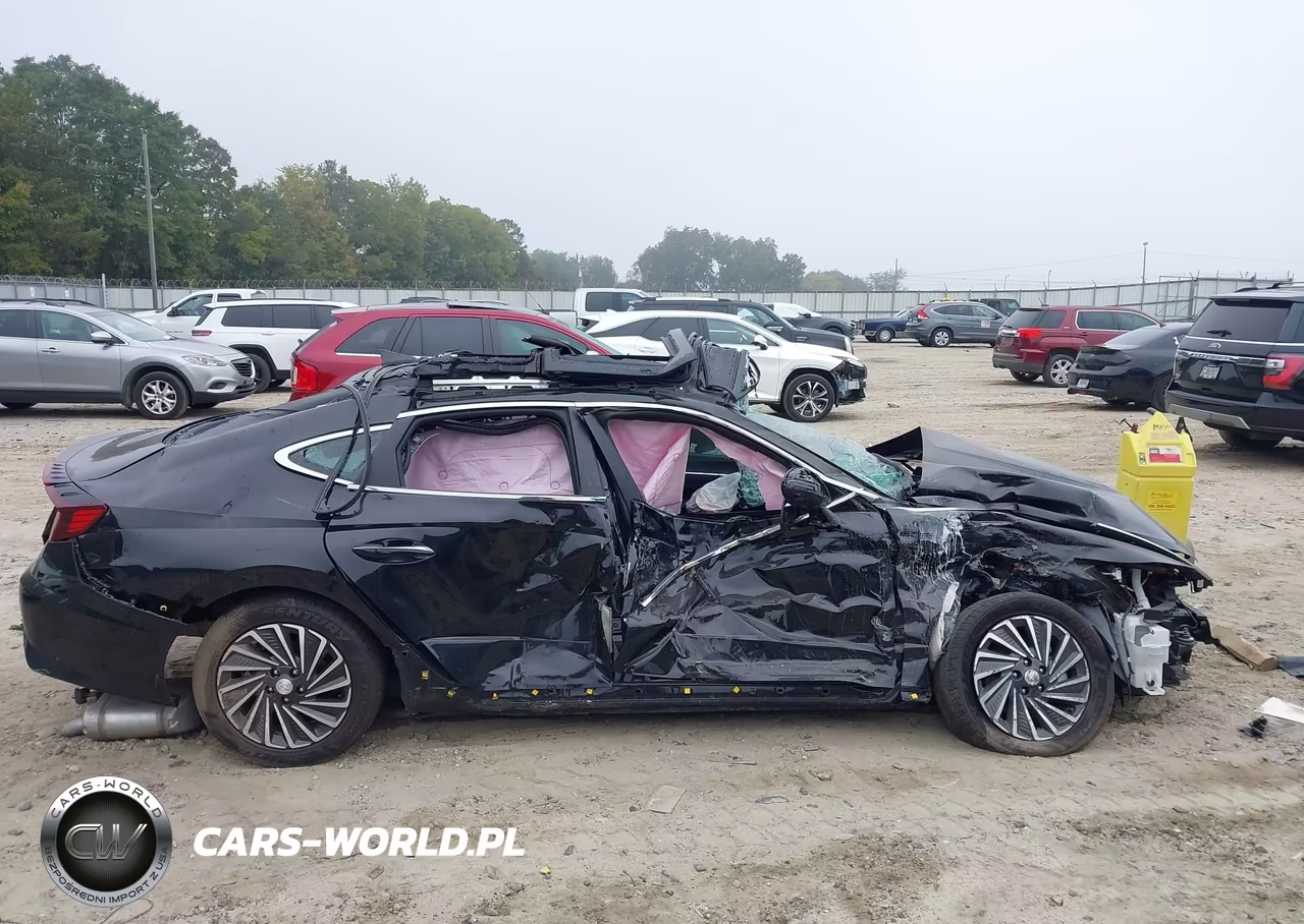 2023 Hyundai Sonata Hybrid Limited VIN:KMHL54JJ8PA058628 - 13