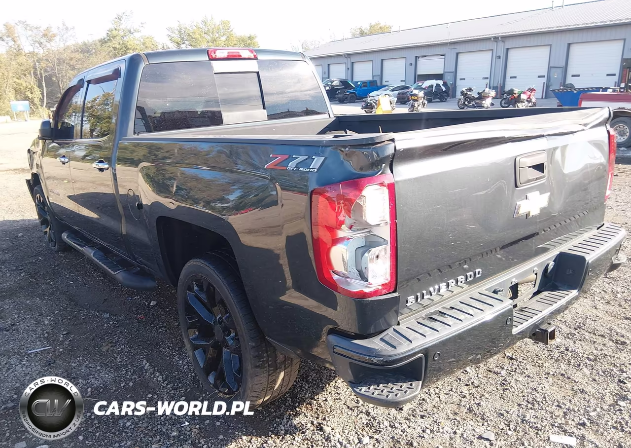 2018 Chevrolet Silverado 1500 2Lz VIN:3GCUKSEJ7JG216899 - 3
