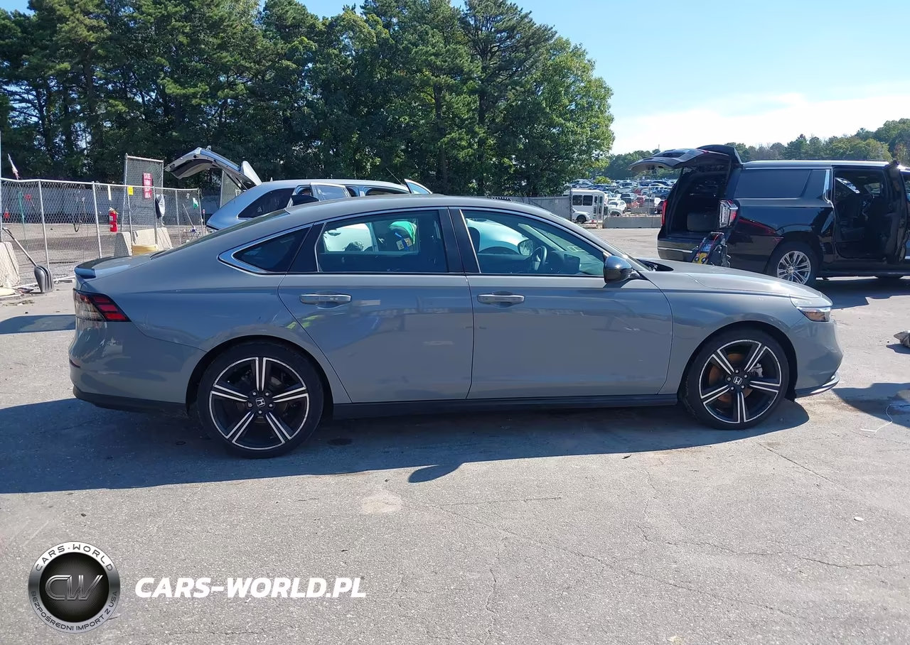 2023 Honda Accord Hybrid Sport VIN:1HGCY2F55PA044697 - 13