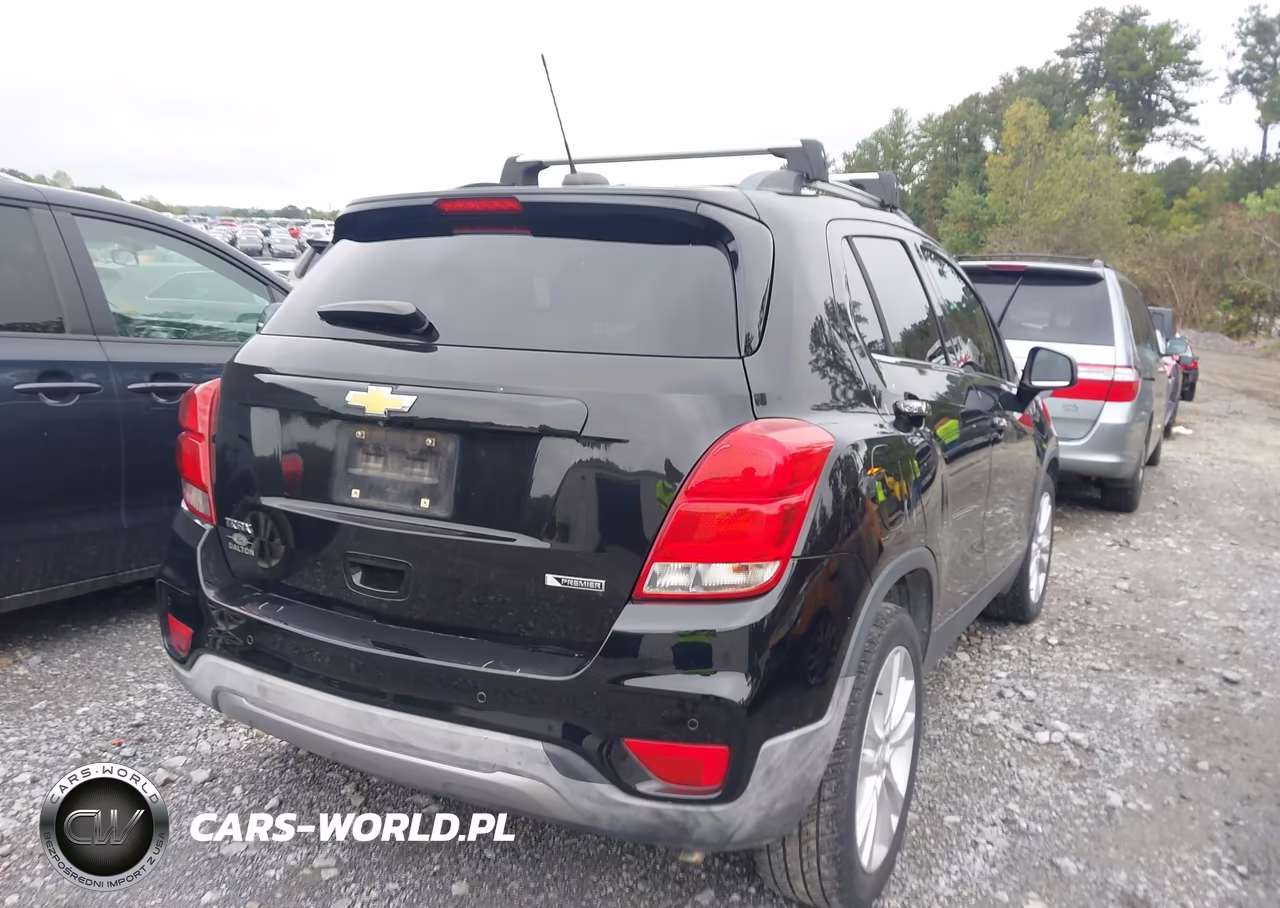 2017 Chevrolet Trax Premier VIN:3GNCJMSB7HL256237 - 4