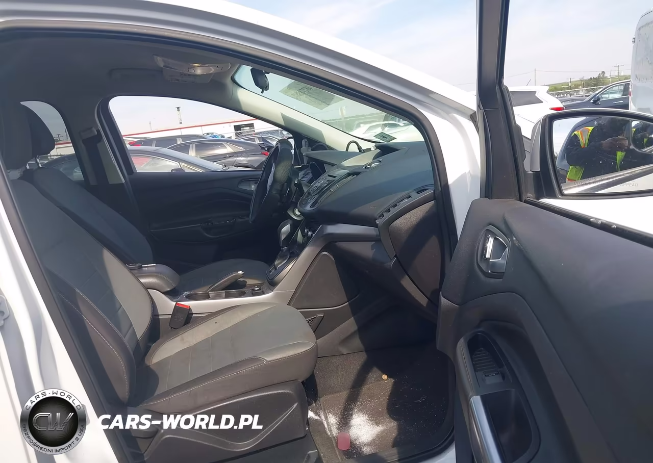 2016 Ford Escape Se VIN:1FMCU9GX3GUA89649 - 5