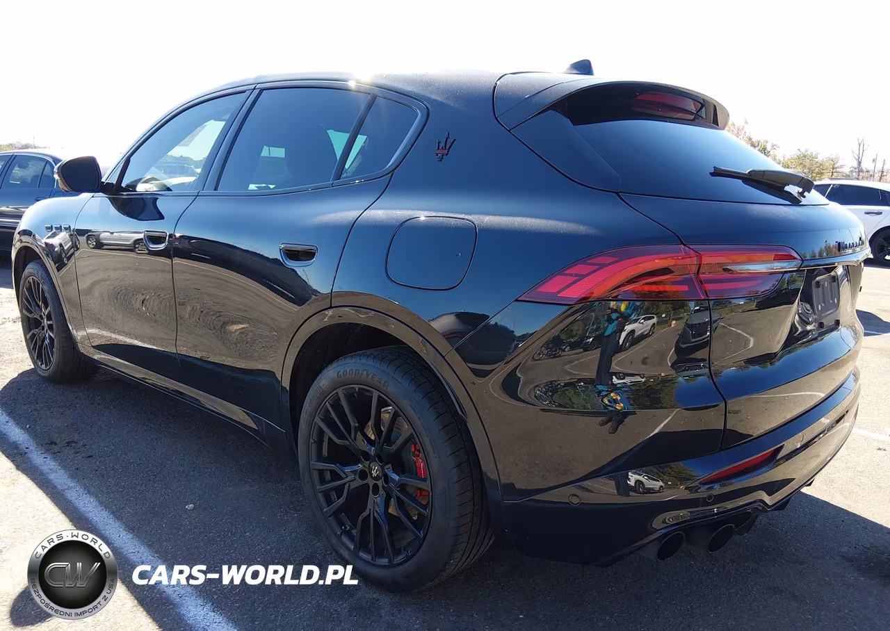 2023 Maserati Grecale Gt VIN:ZN682AVA7P7438860 - 3