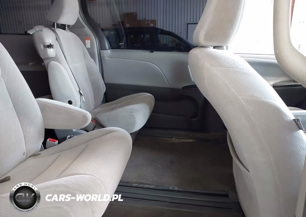 2017 Toyota Sienna Le 8 Passenger VIN:5TDKZ3DCXHS805517 - 8