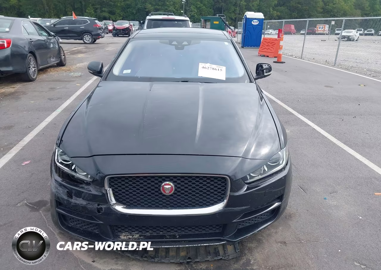 2019 Jaguar Xe 25T Premium VIN:SAJAD4FX1KCP46299 - 12