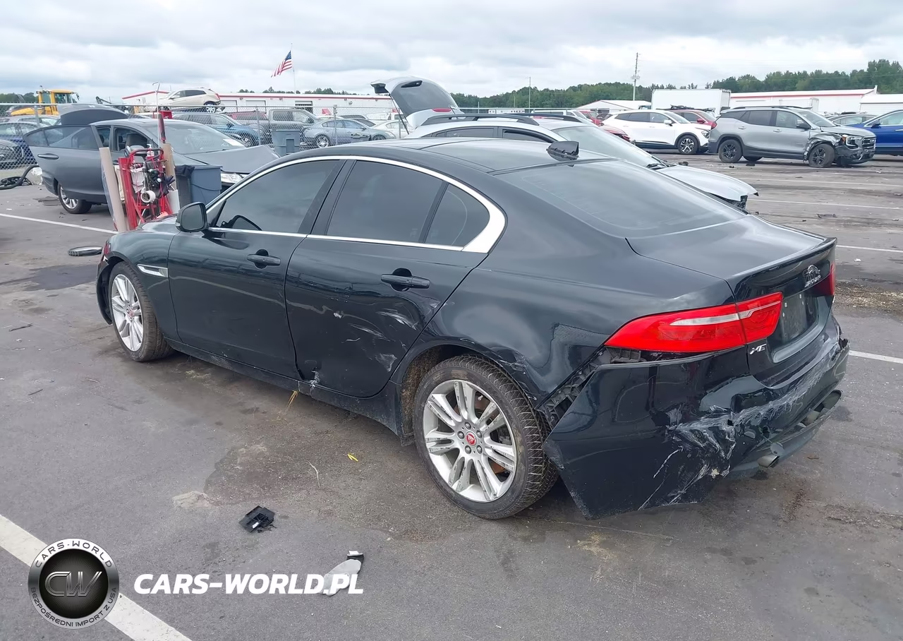 2019 Jaguar Xe 25T Premium VIN:SAJAD4FX1KCP46299 - 3