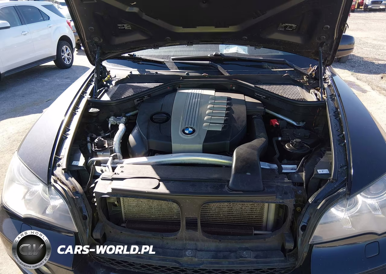 2012 BMW X5 xDrive35D VIN:5UXZW0C53CL668227 - 10