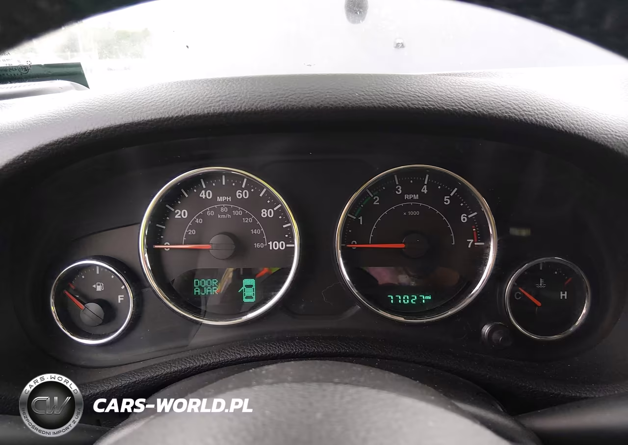 2018 Jeep Wrangler Jk Sahara 4X4 VIN:1C4GJWBG9JL894623 - 7
