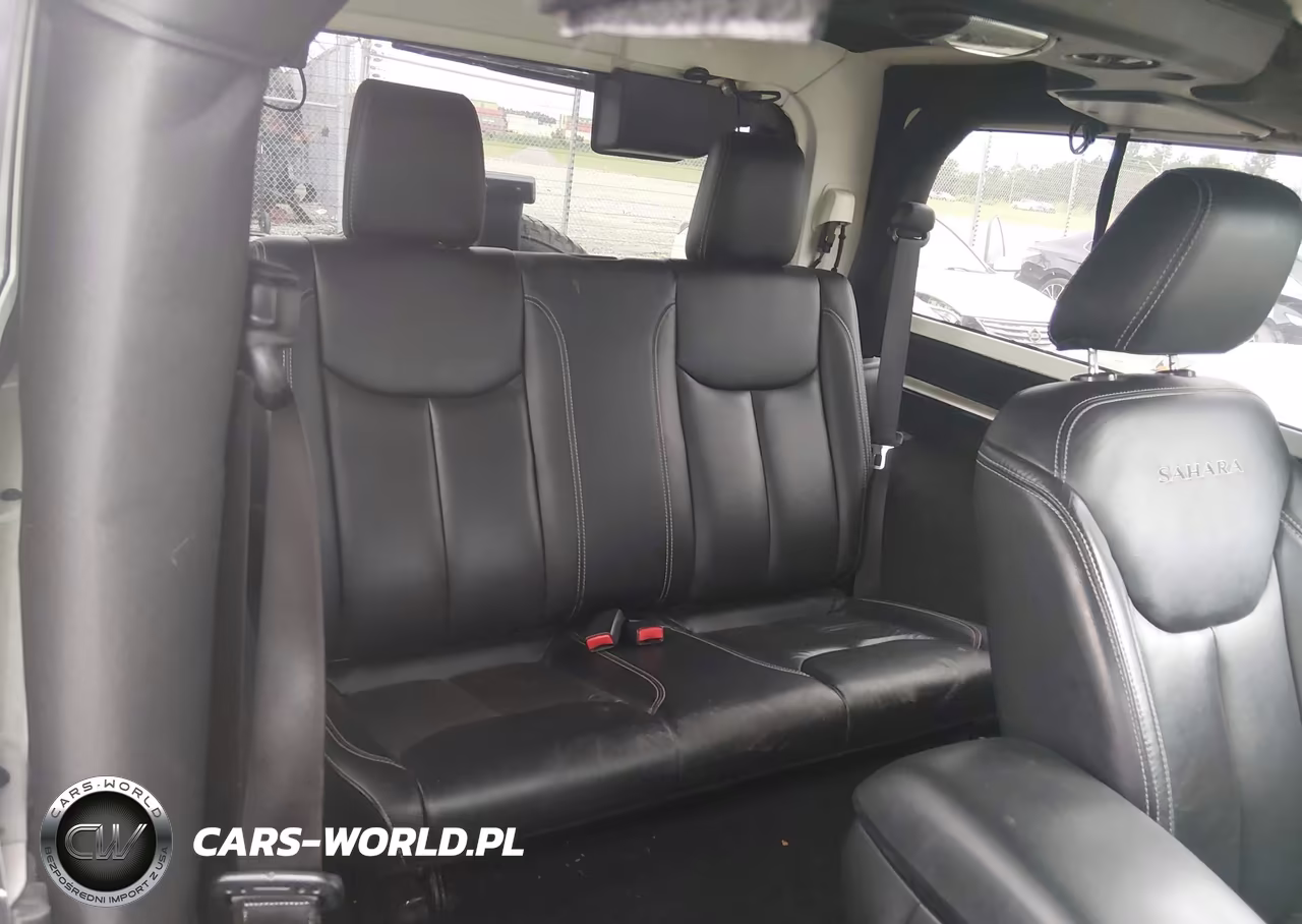 2018 Jeep Wrangler Jk Sahara 4X4 VIN:1C4GJWBG9JL894623 - 8