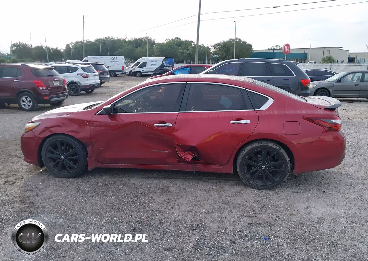 2017 Nissan Altima 2.5 Sr VIN:1N4AL3AP6HC169495 - 14