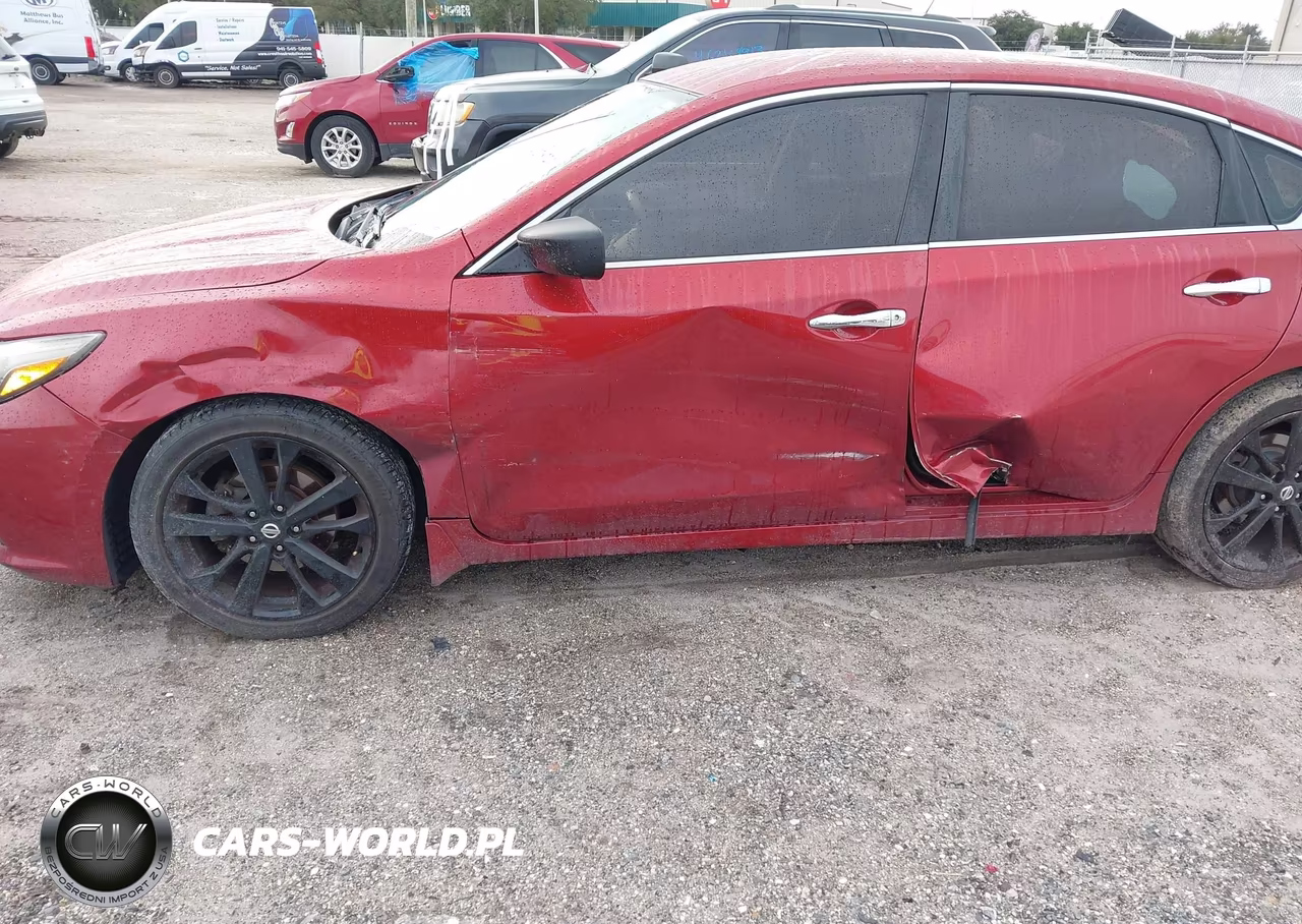 2017 Nissan Altima 2.5 Sr VIN:1N4AL3AP6HC169495 - 6