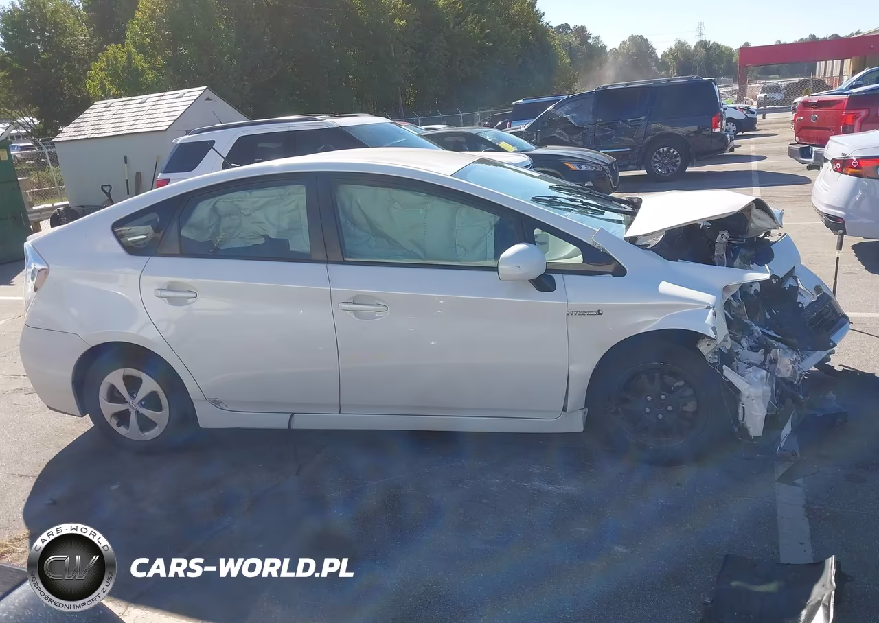 2014 Toyota Prius Two VIN:JTDKN3DUXE0363180 - 12