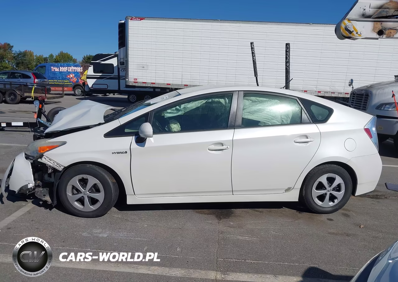 2014 Toyota Prius Two VIN:JTDKN3DUXE0363180 - 13