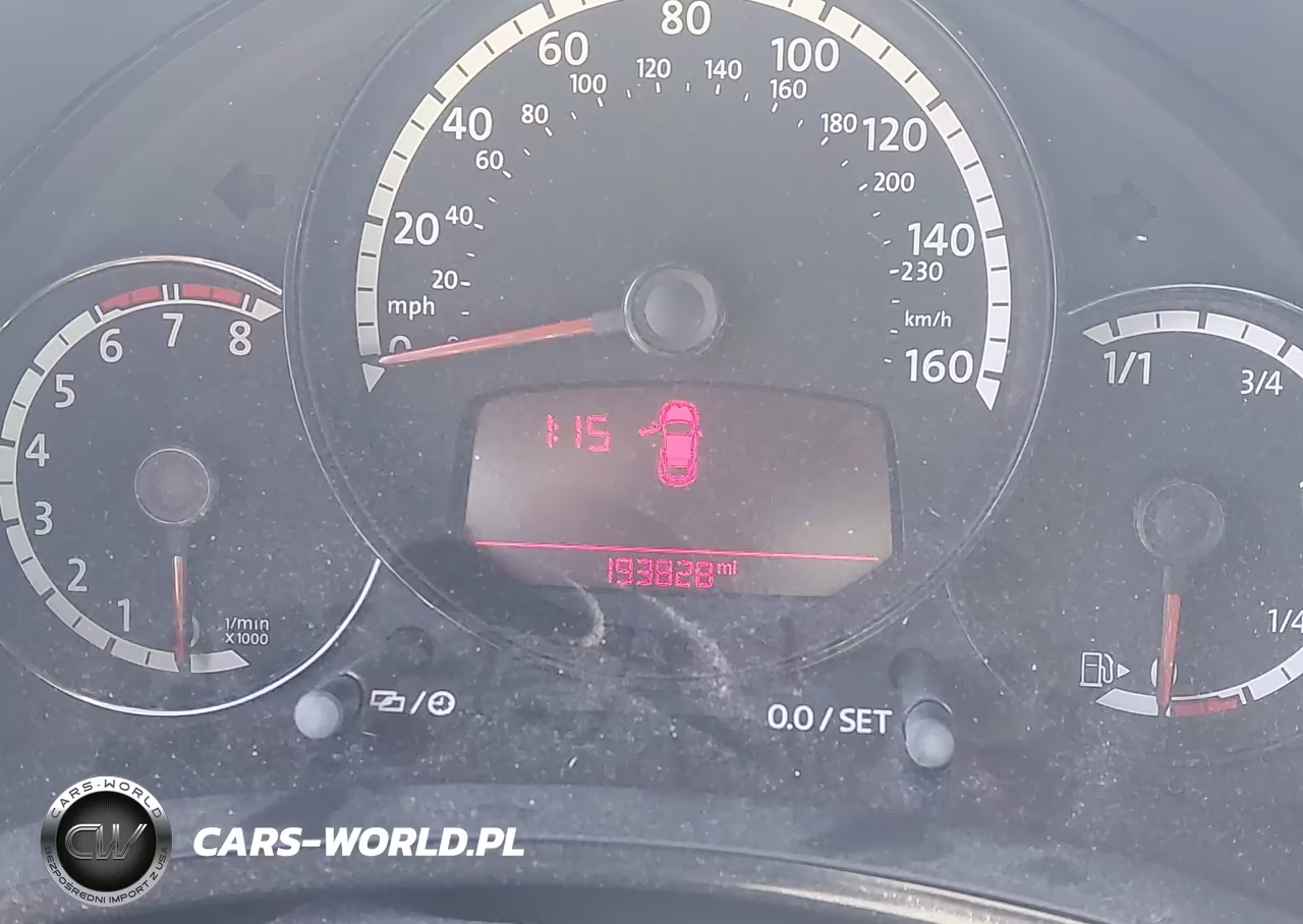 2013 Volkswagen Beetle 2.5L Entry VIN:3VWFP7AT7DM646885 - 15