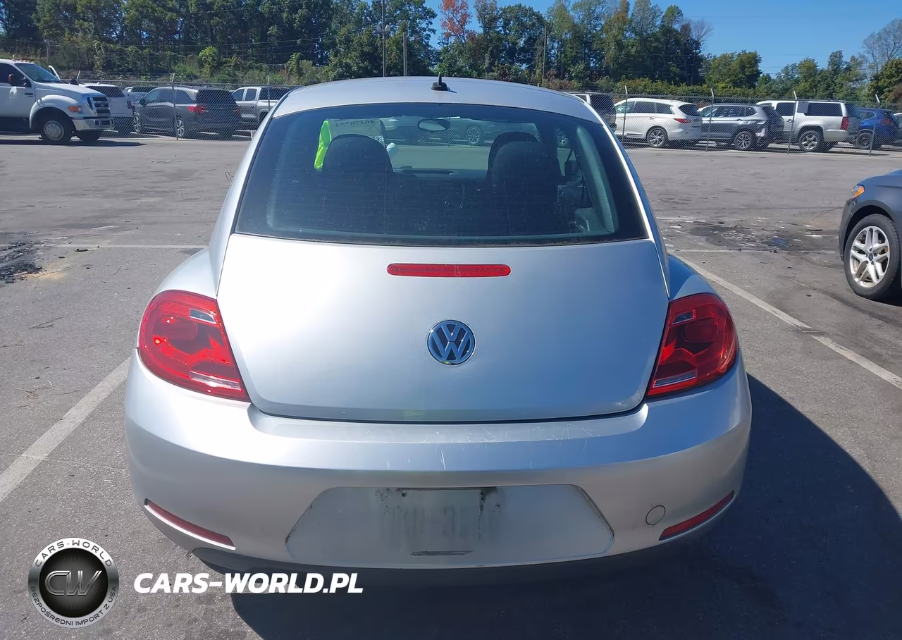 2013 Volkswagen Beetle 2.5L Entry VIN:3VWFP7AT7DM646885 - 16