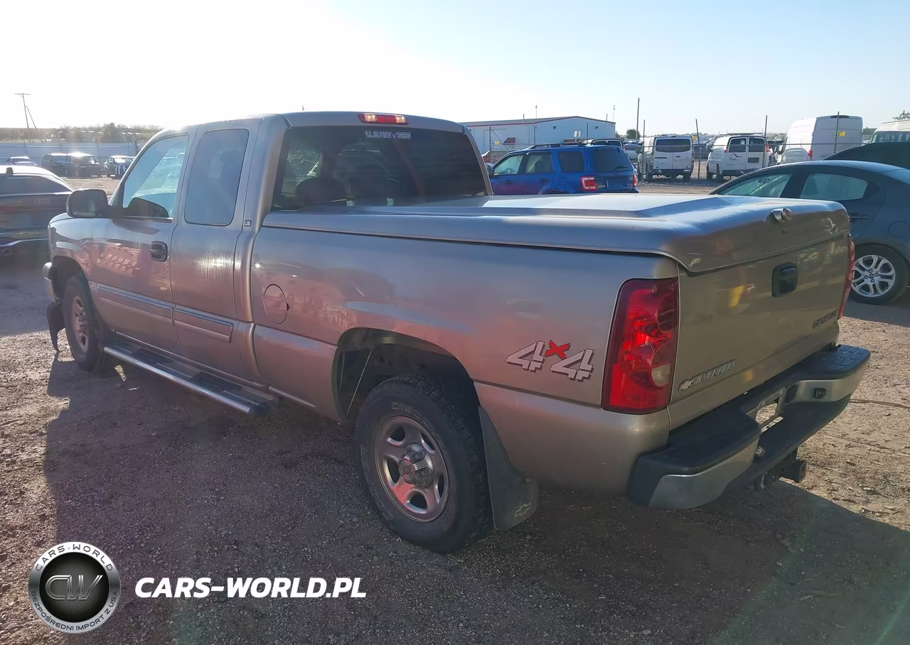 2003 Chevrolet Silverado 1500 Ls VIN:2GCEK19VX31354721 - 3