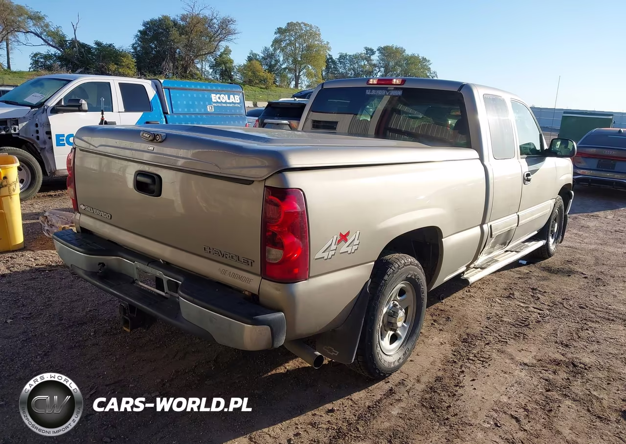 2003 Chevrolet Silverado 1500 Ls VIN:2GCEK19VX31354721 - 4