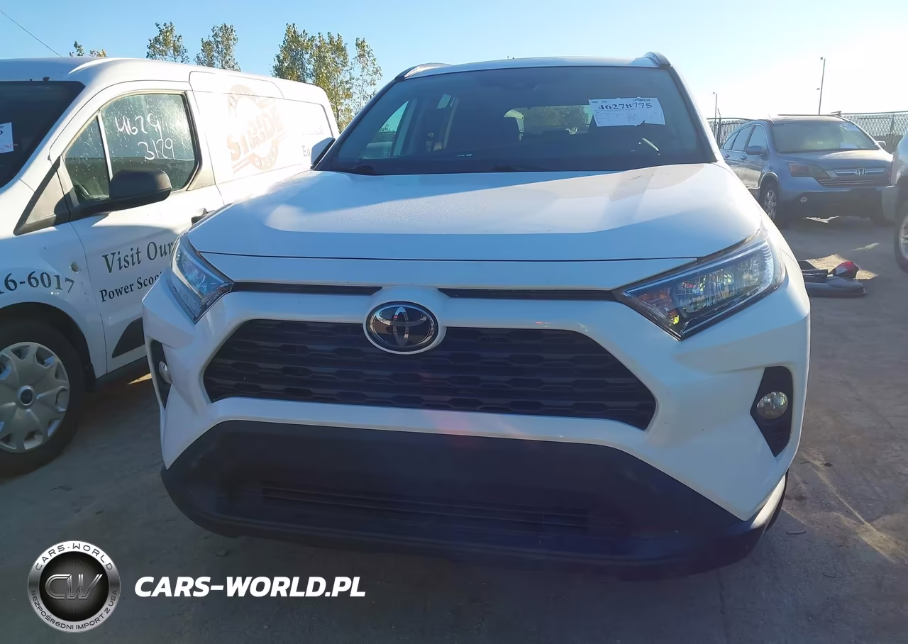 2020 Toyota Rav4 Xle VIN:2T3P1RFV7LC133648 - 13