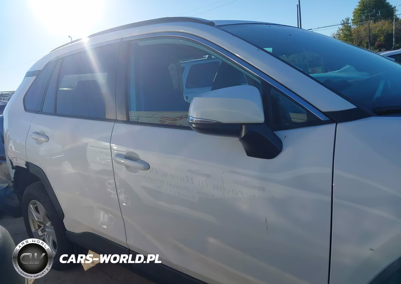 2020 Toyota Rav4 Xle VIN:2T3P1RFV7LC133648 - 14
