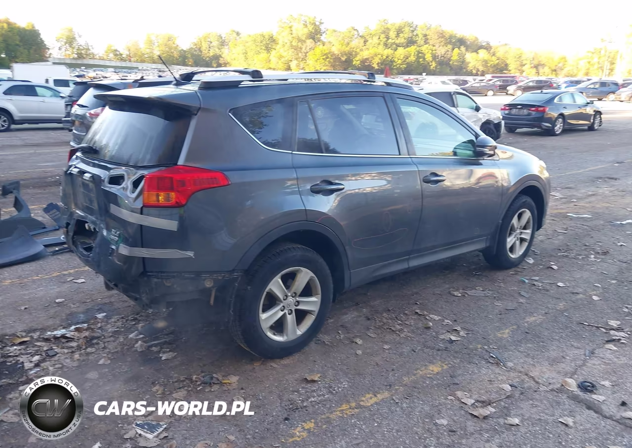 2014 Toyota Rav4 Xle VIN:JTMRFREV4ED092745 - 4