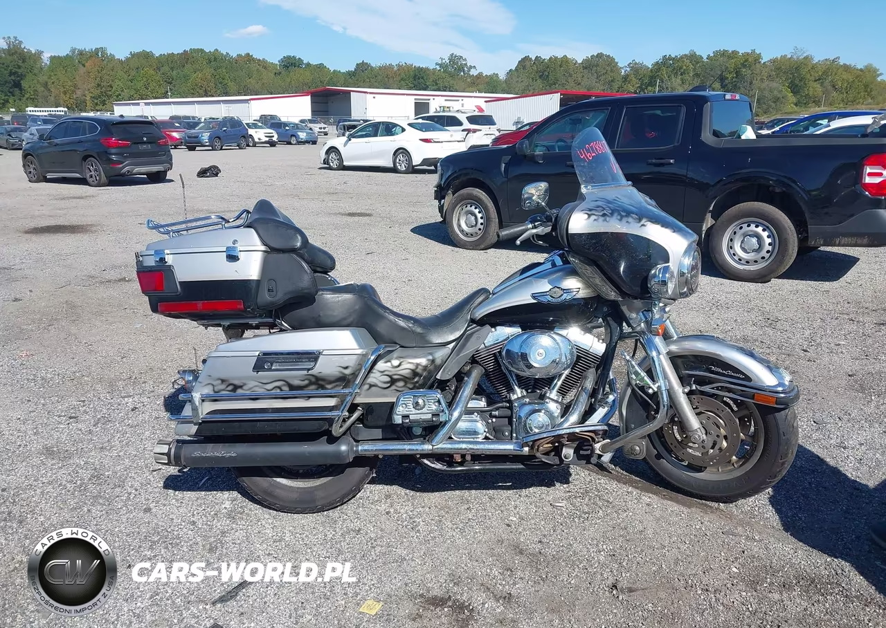 2003 Harley-Davidson Flhtcui Anniversary VIN:1HD1FCW463Y619513 - 12