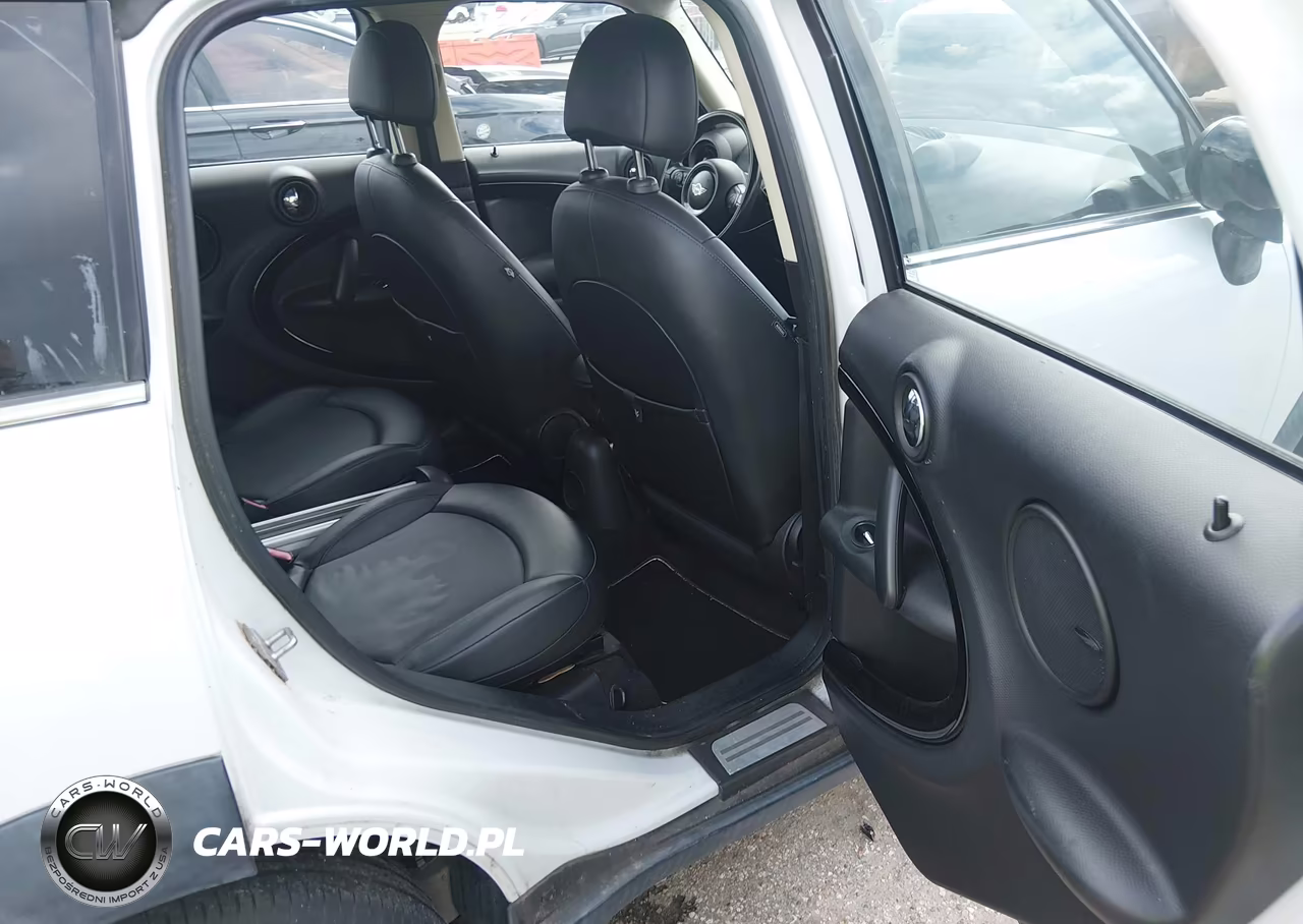 2011 Mini Cooper Countryman VIN:WMWZB3C57BWM00905 - 8