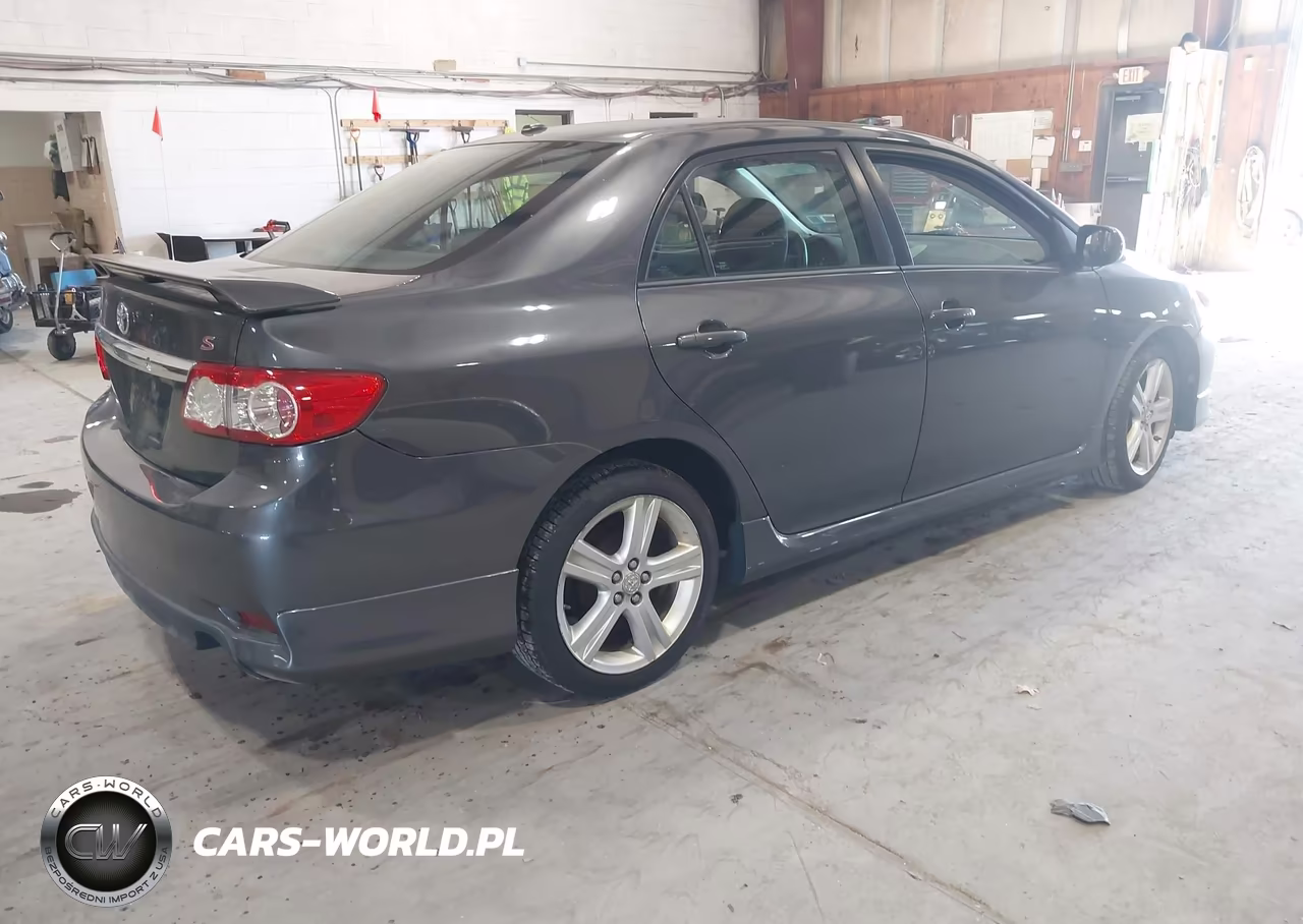 2013 Toyota Corolla S VIN:2T1BU4EE1DC981296 - 4
