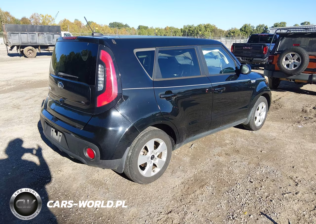 2018 Kia Soul VIN:KNDJN2A25J7515635 - 4