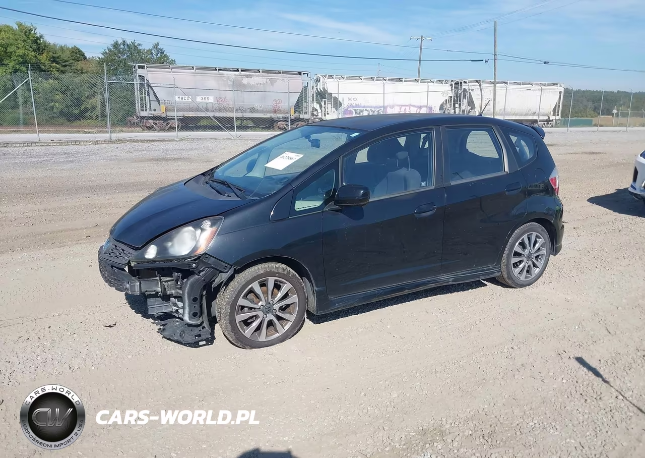 2013 Honda Fit Sport VIN:JHMGE8G57DC060814 - 2