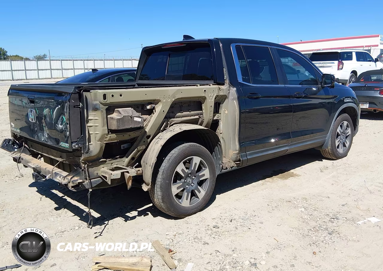 2019 Honda Ridgeline Rtl-T VIN:5FPYK3F6XKB005325 - 4