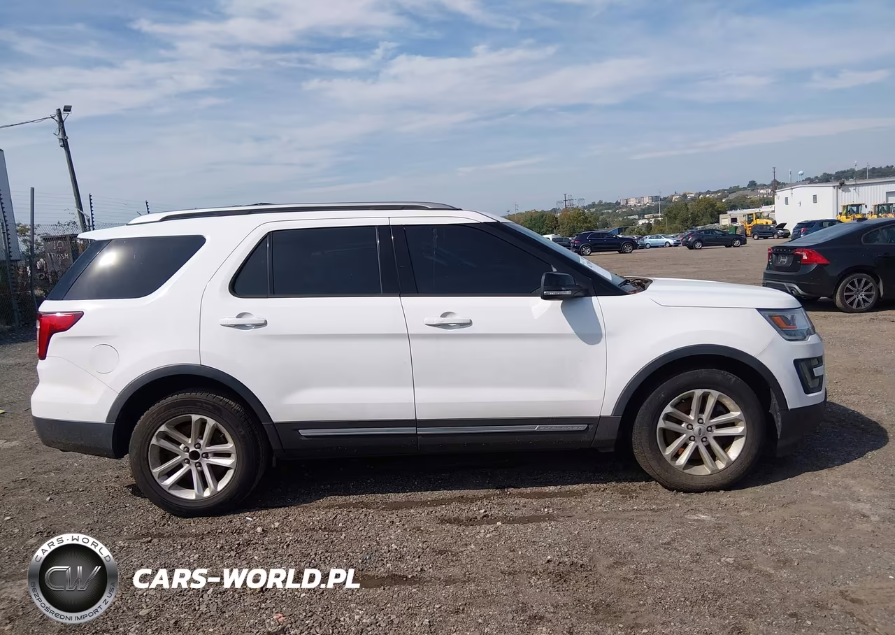 2016 Ford Explorer Xlt VIN:1FM5K7D83GGA31779 - 13