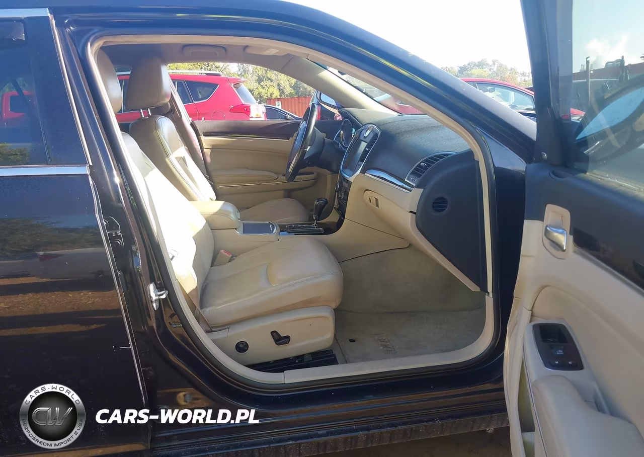 2011 Chrysler 300 Limited VIN:2C3CA5CG1BH546339 - 5