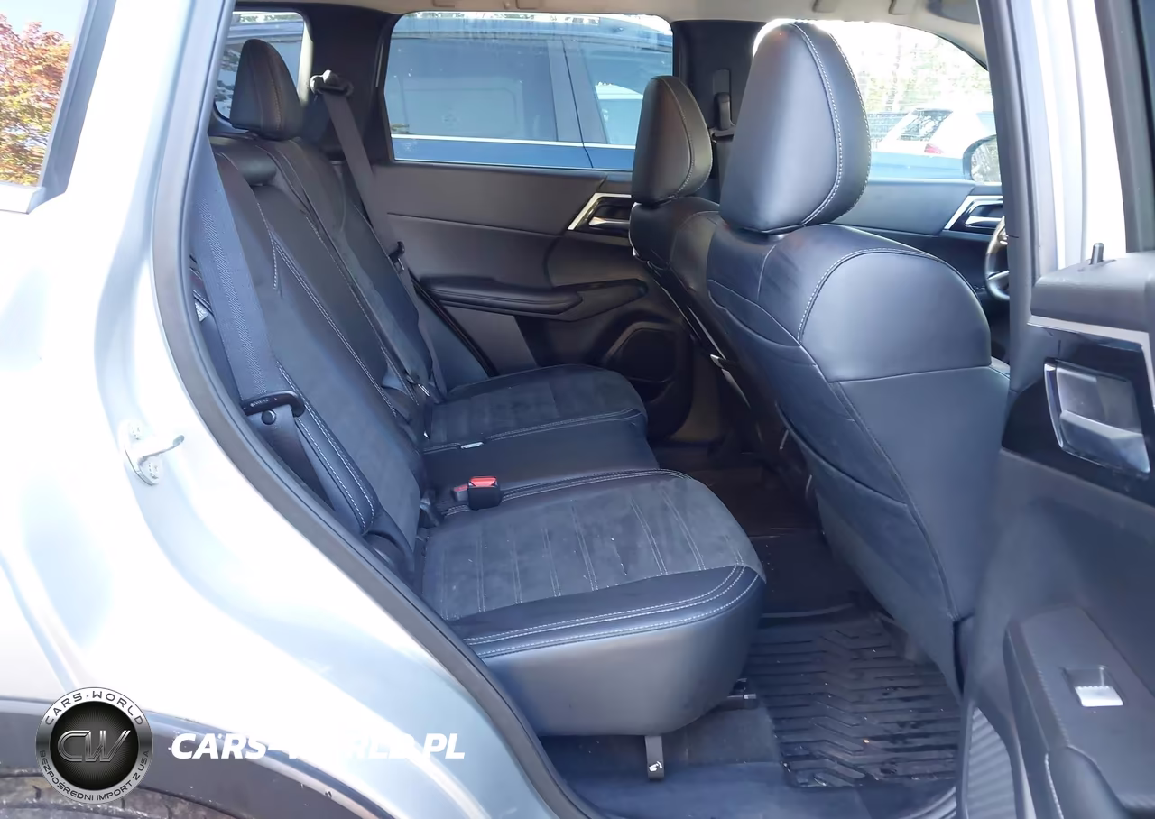 2024 Mitsubishi Outlander Se 2.5 S-Awc-Se Black Edition S-Awc-Se Black Edition W-Pano Roof S-Awc-Se Ralliart S-Awc VIN:JA4J4VA83RZ075417 - 8