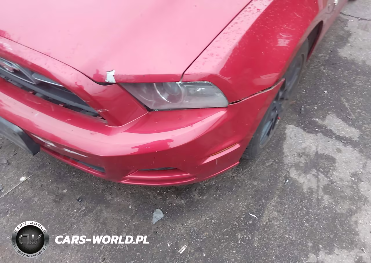 2013 Ford Mustang V6 Premium VIN:1ZVBP8AM7D5240253 - 6