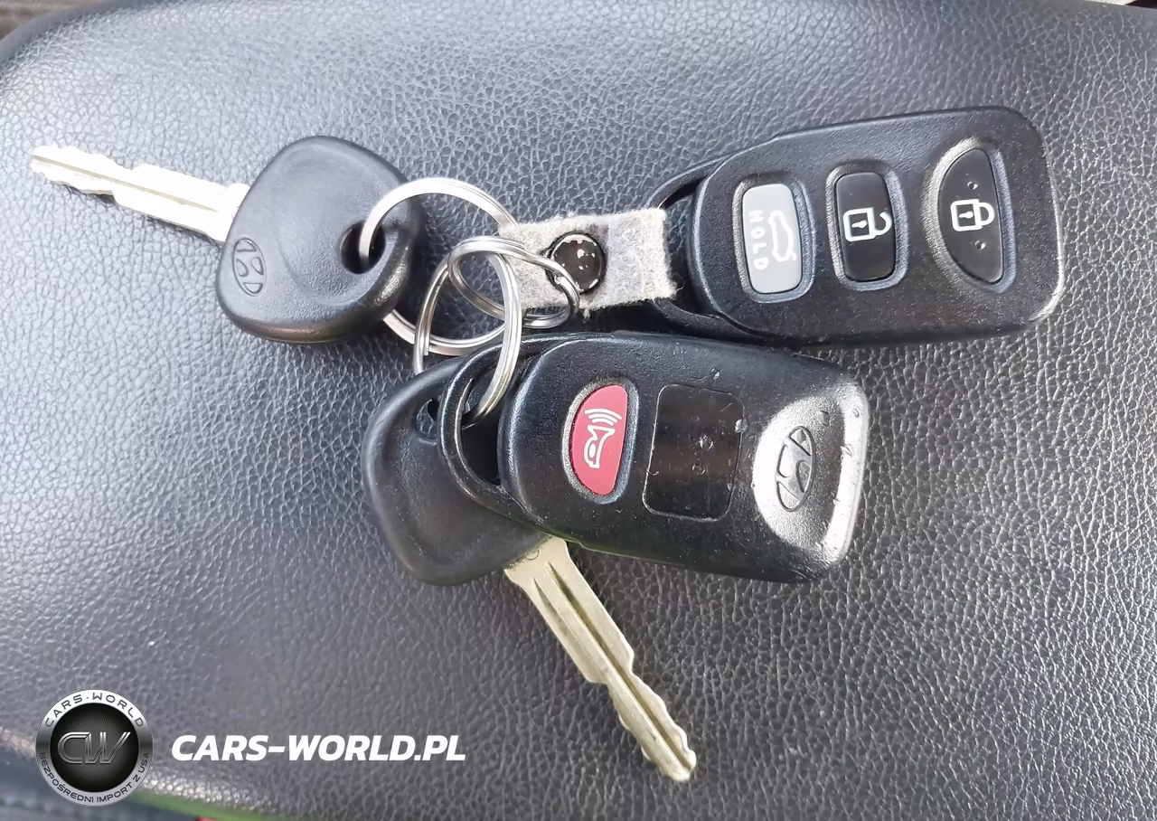 2012 Hyundai Elantra Gls VIN:5NPDH4AE0CH107228 - 11
