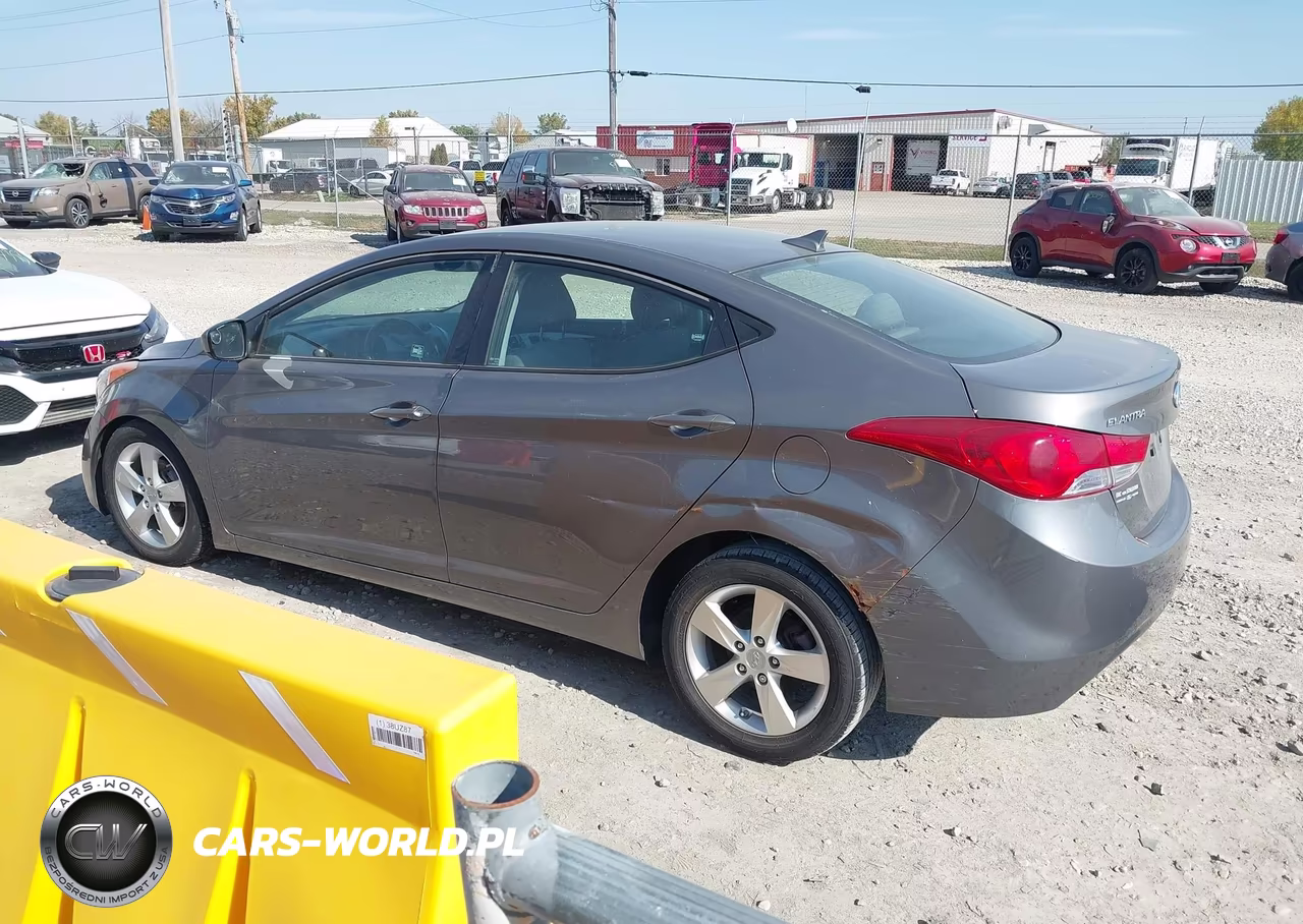 2012 Hyundai Elantra Gls VIN:5NPDH4AE0CH107228 - 3