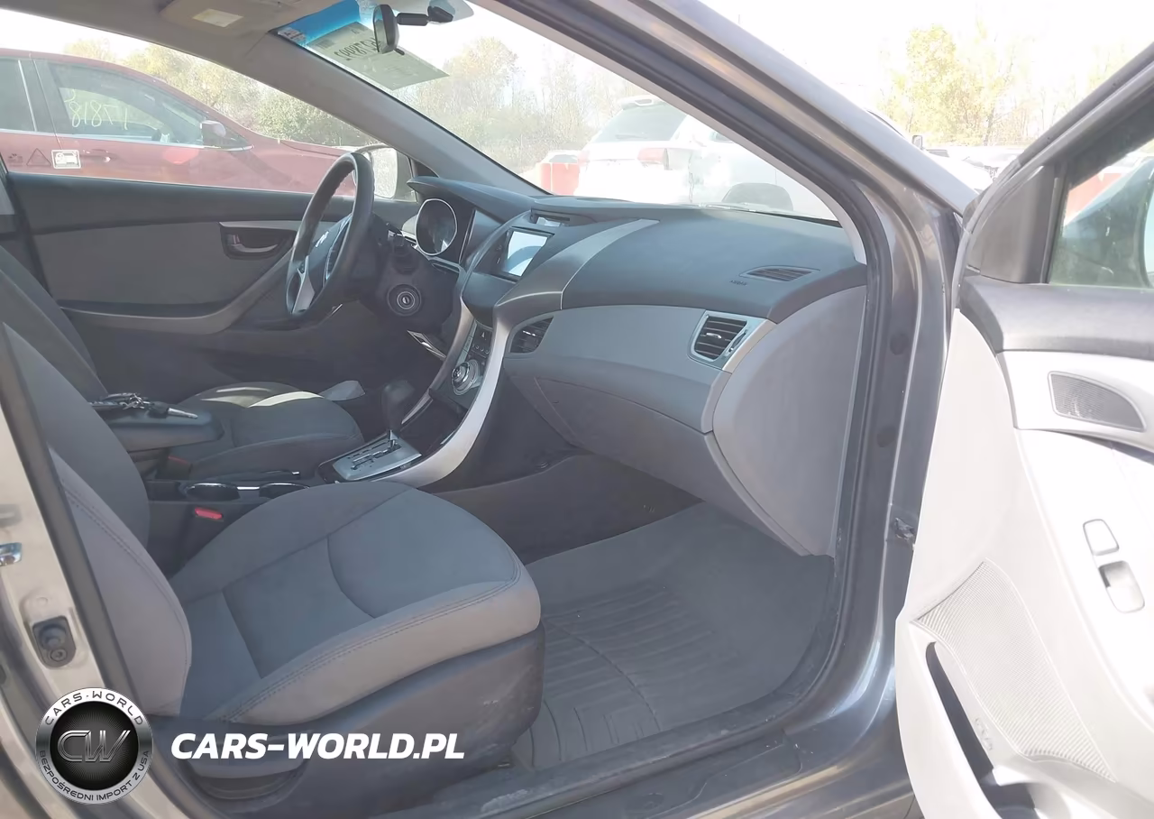 2012 Hyundai Elantra Gls VIN:5NPDH4AE0CH107228 - 5