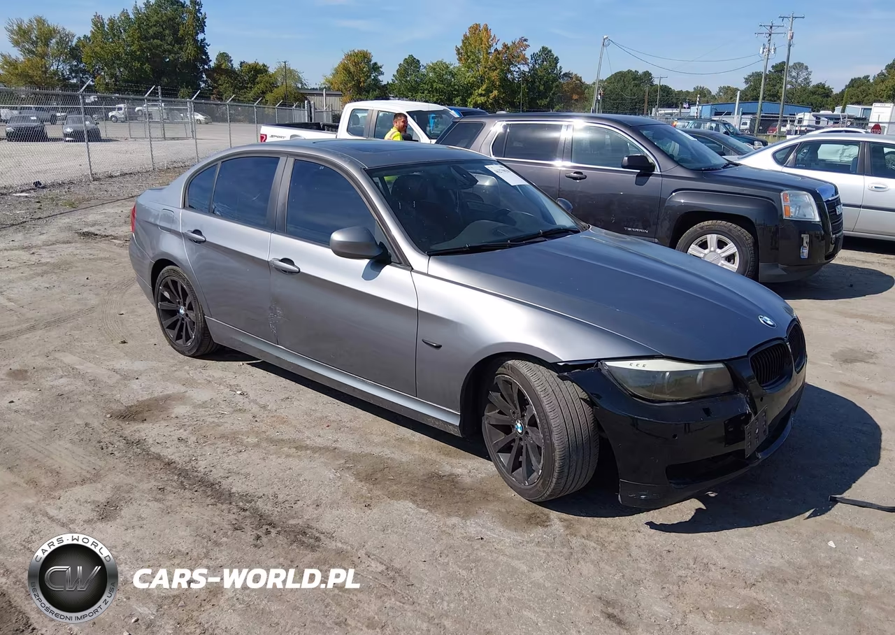 2011 BMW 328I VIN:WBAPH5C56BF093857 - 1