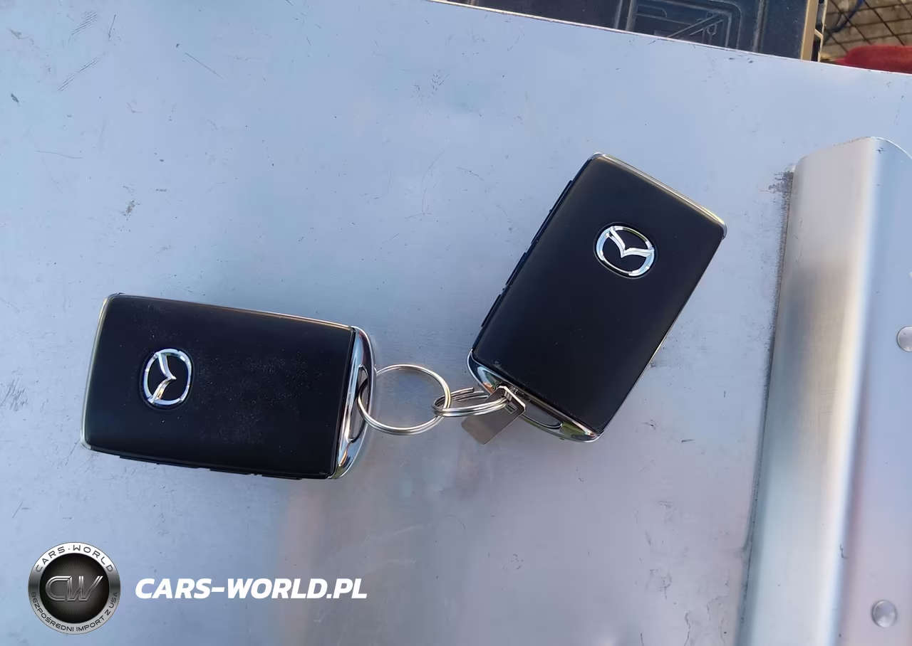 2025 Mazda Mazda3 2.5 S Select Sport VIN:3MZBPABM1SM450411 - 11