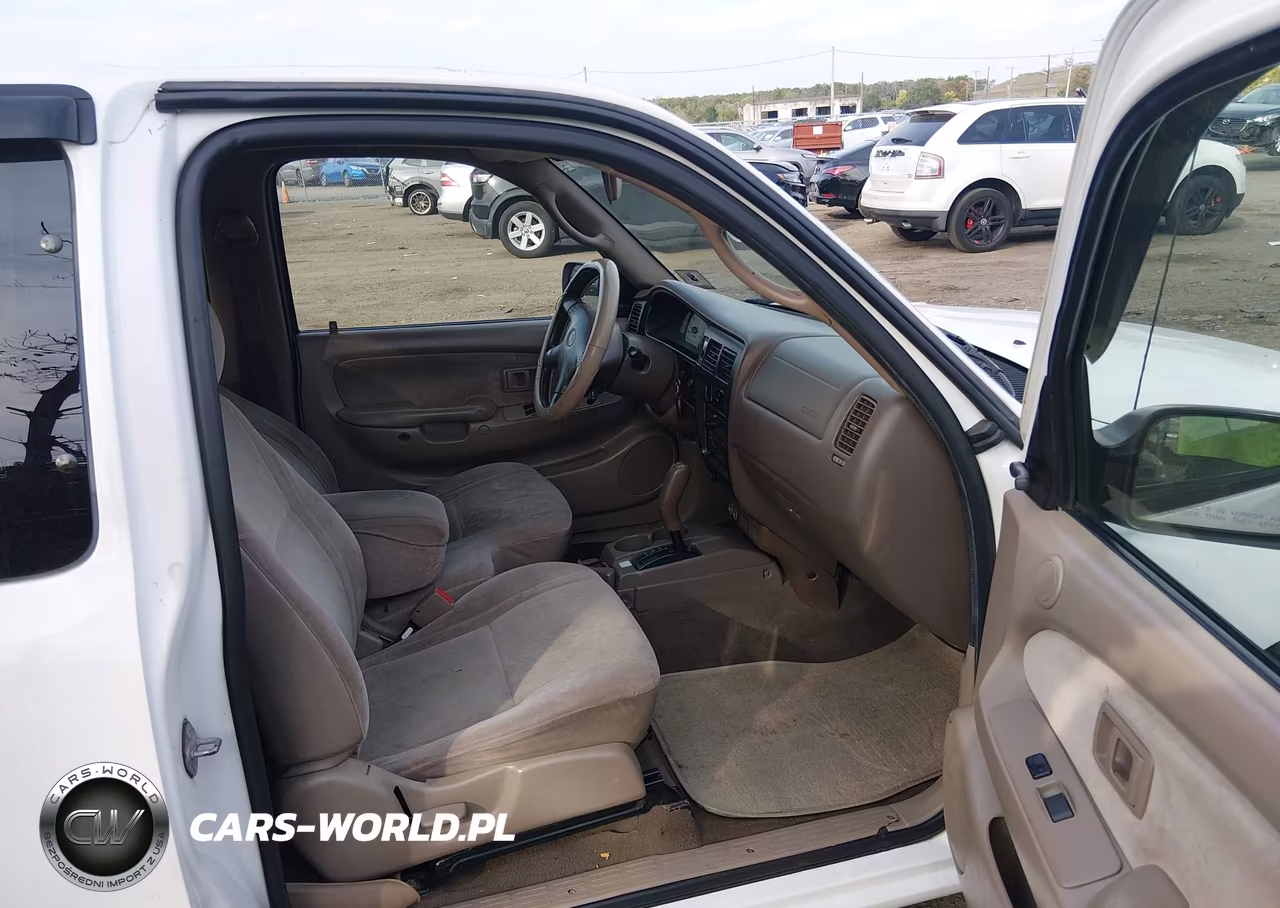 2004 Toyota Tacoma VIN:5TEVL52N14Z447168 - 5